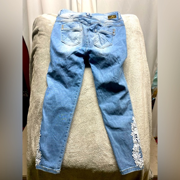 Verox Skinny Ripped Jeans - Picture 4 of 9